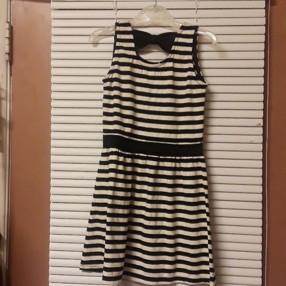 Rerek - Picture 2 of 2